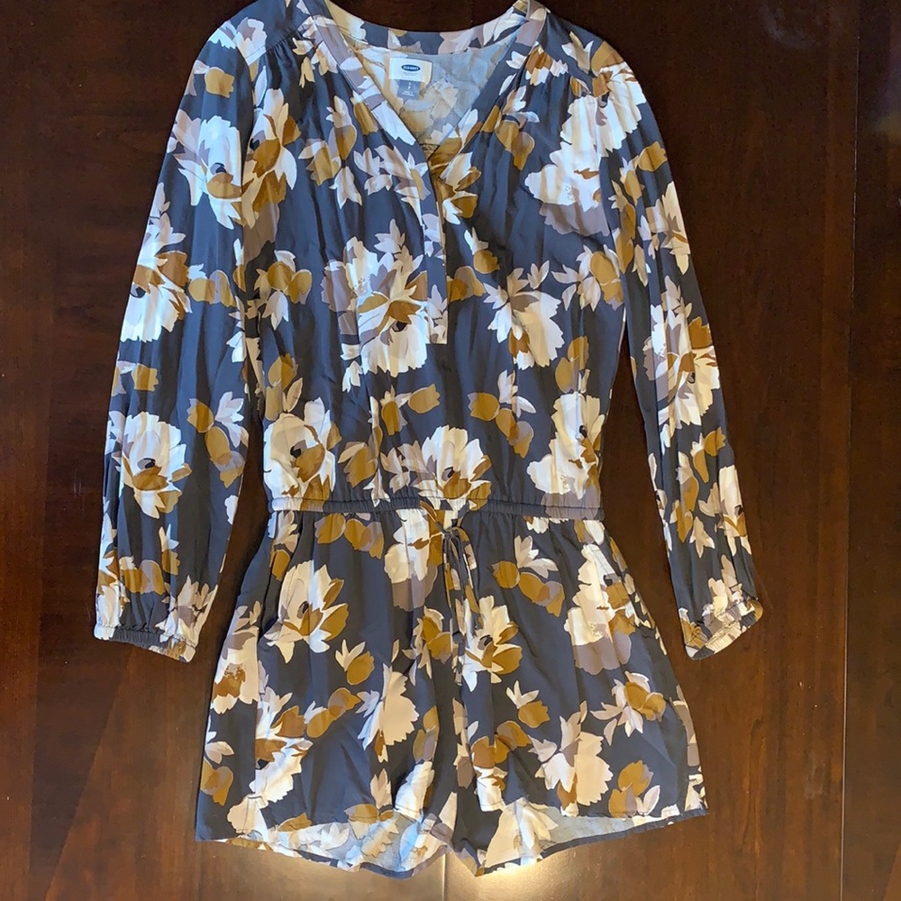 Floral long sleeve romper